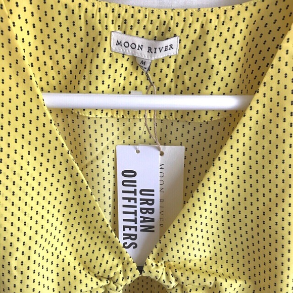 SOLD! UO Moon River O Ring Cut Out Crop Top - Picture 3 of 4